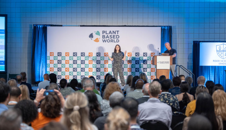 Eve Turow-Paul在植物世界博览会上的主题演讲。